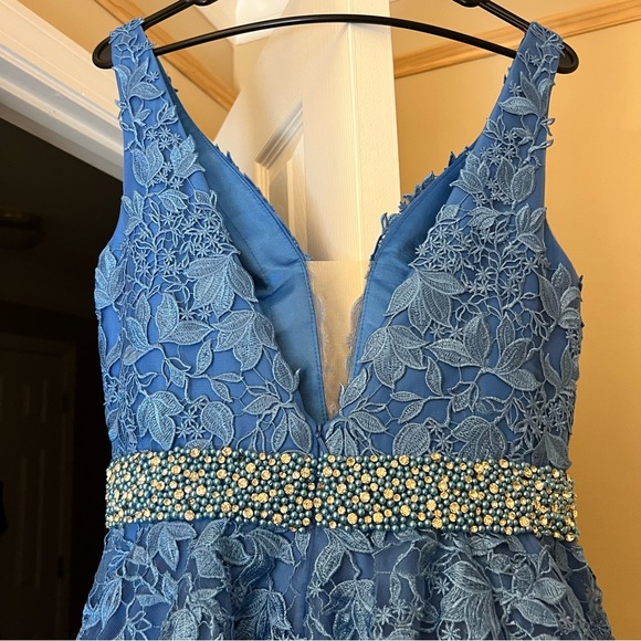 JVN by Jovani Blue V Neck Tulle Prom Ball Gown Lace Floral Appliqués - Picture 11 of 17